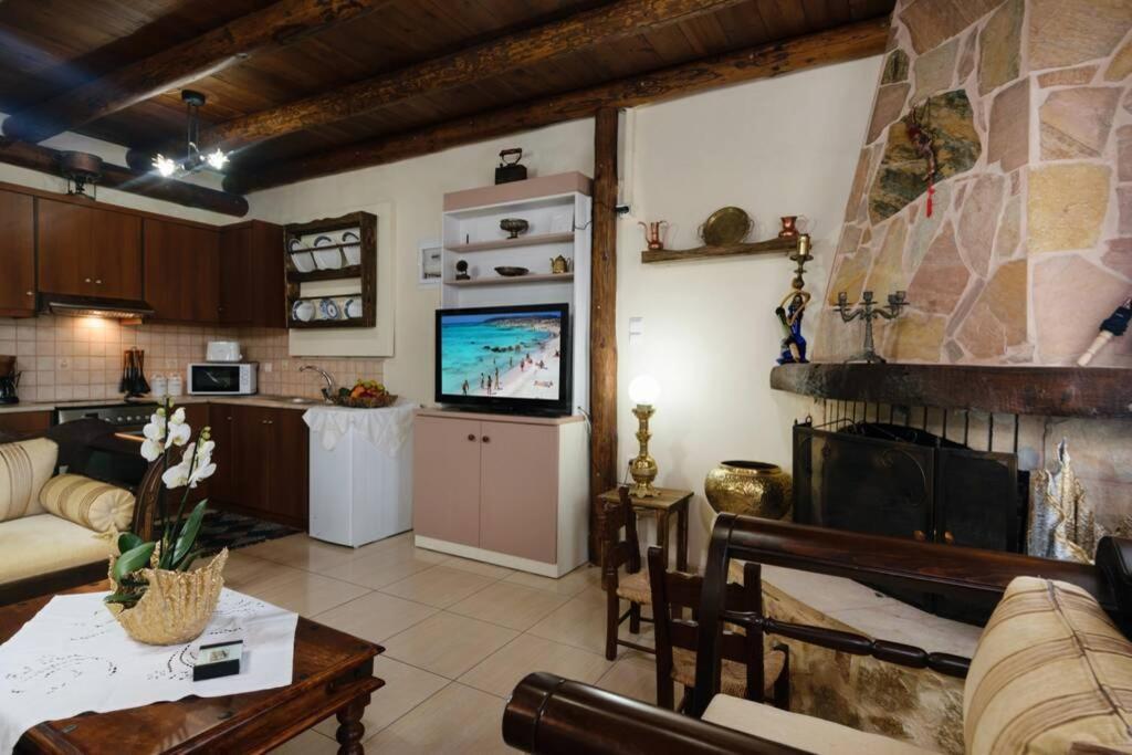 Agia  Dimitris'S Country House מראה חיצוני תמונה
